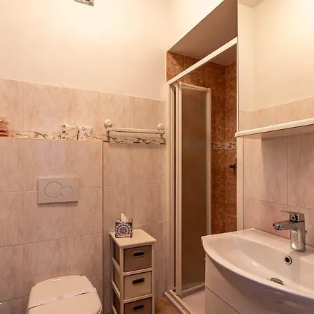 Downtown & Station - Self Check-in & Remote Access Apartment *